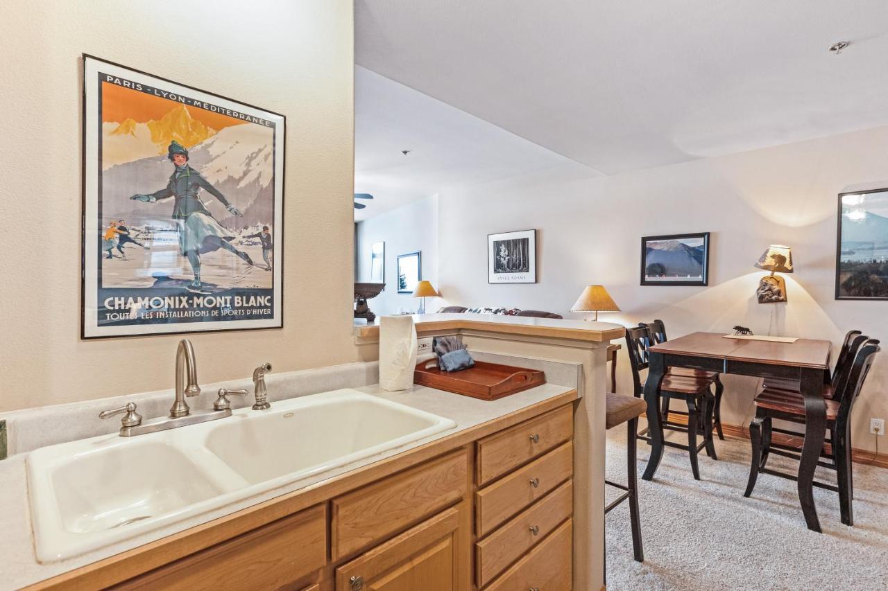 Dillon Commons Hotel Luaran gambar