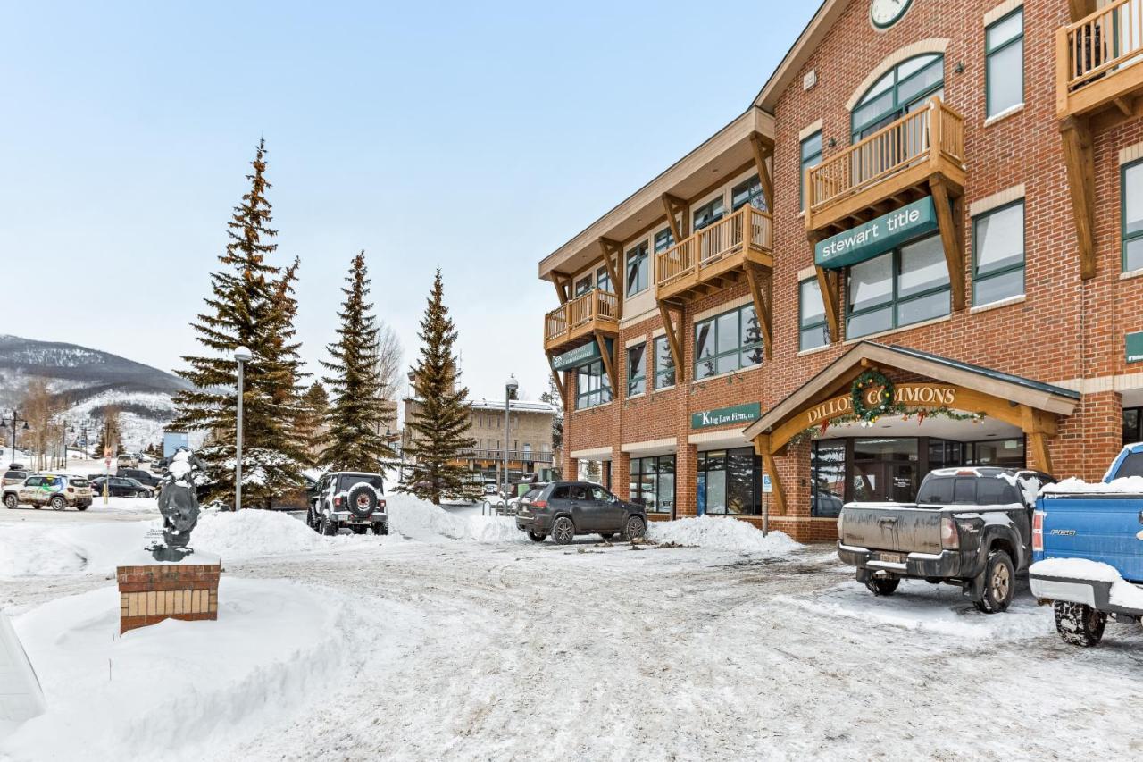 Dillon Commons Hotel Luaran gambar