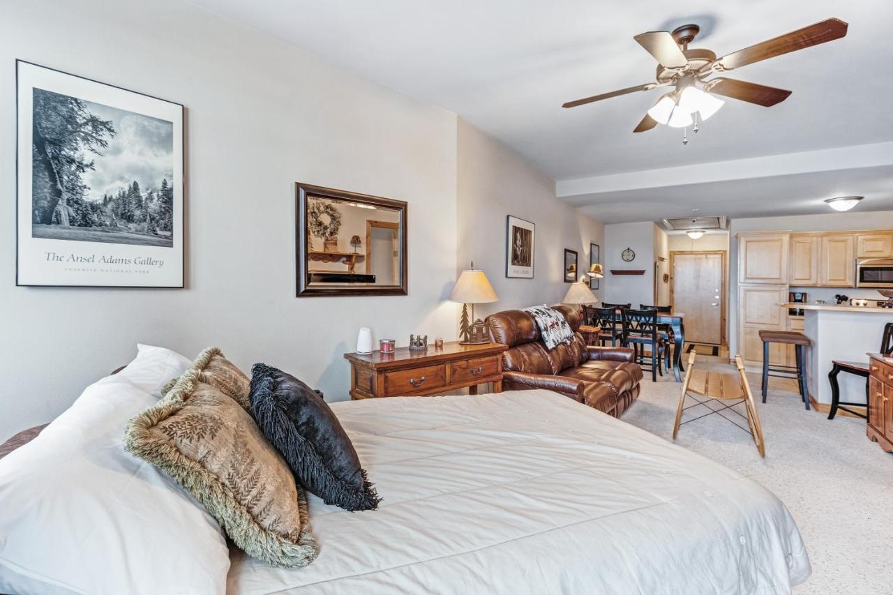 Dillon Commons Hotel Luaran gambar